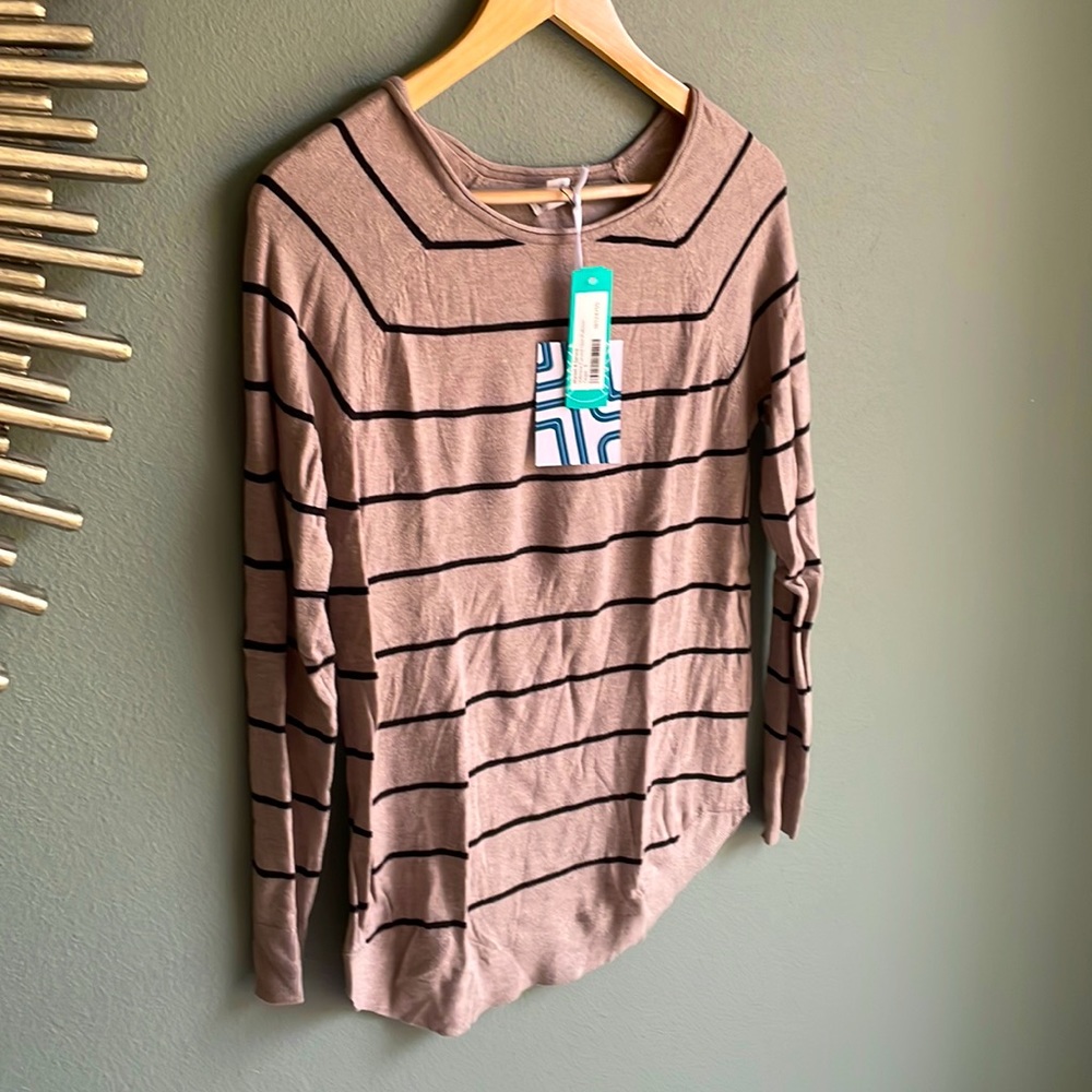 Small Stitch Fix Top, new